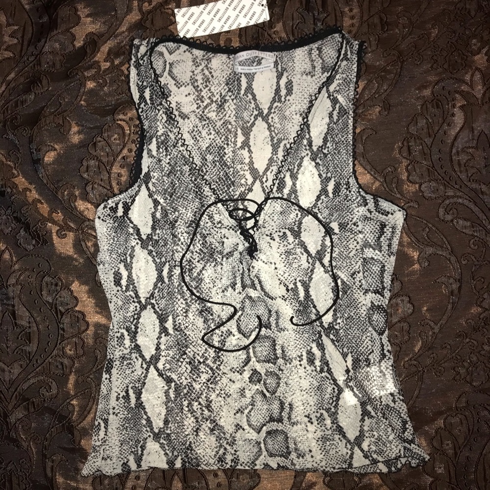 Snake mesh top